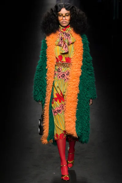 Look 53